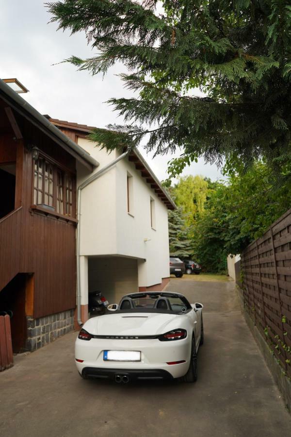 Buda Side Budakeszi Buitenkant foto